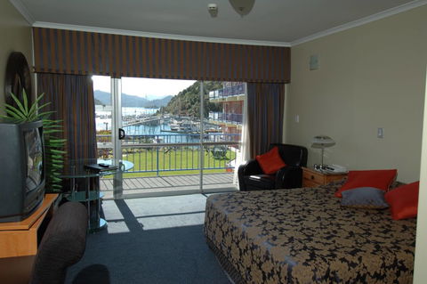 Picton Beachcomber Inn - Accommodation New Zealand 10