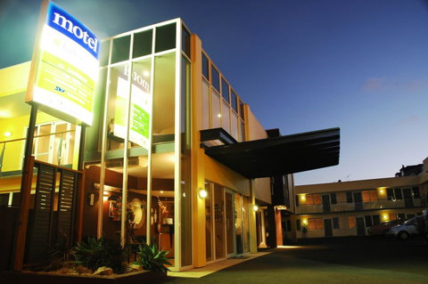 Harbour City Motor Inn - Accommodation New Zealand 1