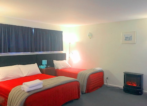 Coachman Motel, Tours & Rentals - Accommodation New Zealand 4