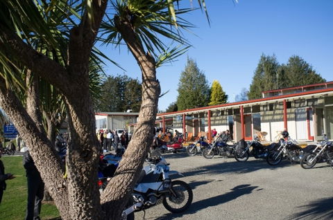 Manapouri Lakeview Motor Inn - Accommodation New Zealand 13