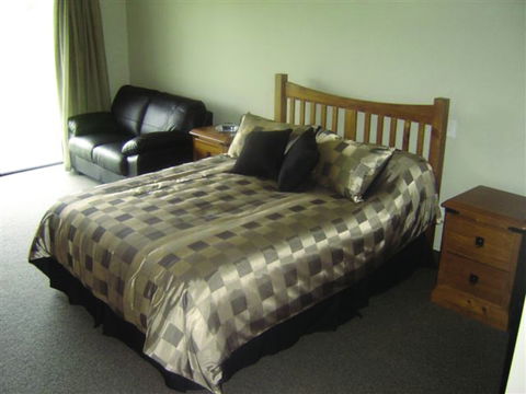Stations Inn - Accommodation New Zealand 4