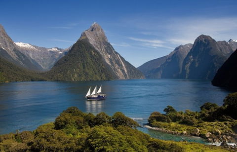 Destination Fiordland New Zealand - Accommodation New Zealand 2