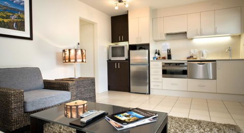 Sea Spray Suites - Heritage Collection - Accommodation New Zealand 12