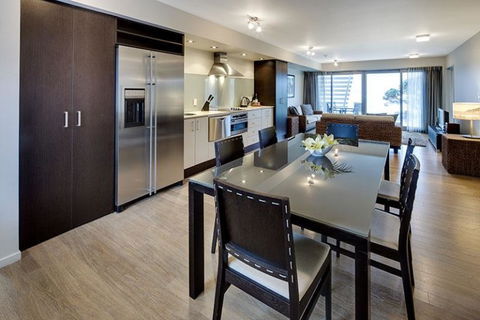 Sea Spray Suites - Heritage Collection - Accommodation New Zealand 2