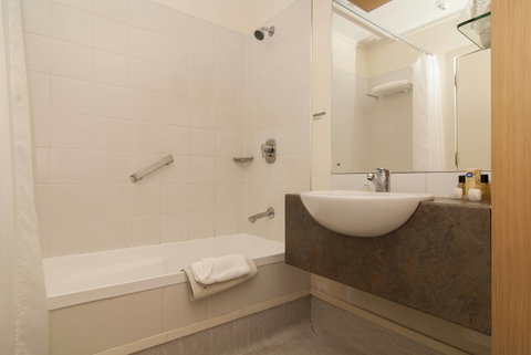 Copthorne Hotel Rotorua - Accommodation New Zealand 12