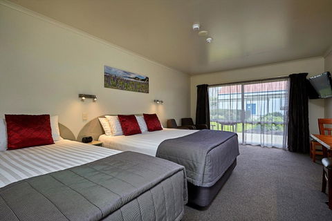 The White Morph - Heritage Collection - Accommodation New Zealand 11