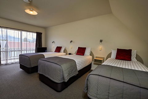 The White Morph - Heritage Collection - Accommodation New Zealand 8