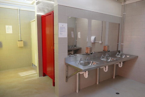 Little Wanganui Hotel - Accommodation New Zealand 8