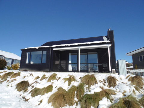 Book Tekapo Holiday Homes - Accommodation New Zealand 1