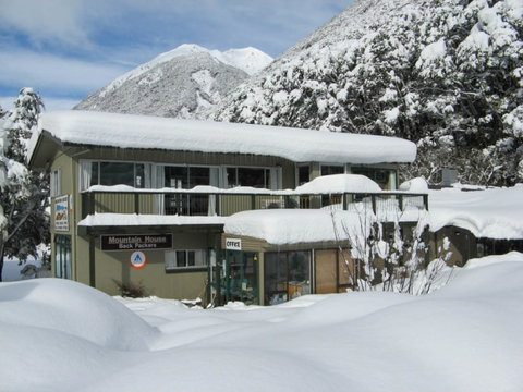YHA Arthurs Pass - Accommodation New Zealand 7