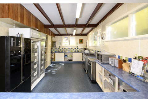 YHA Kinloch Lodge - Accommodation New Zealand 3