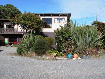 YHA Hokitika, Bridsong Lodge