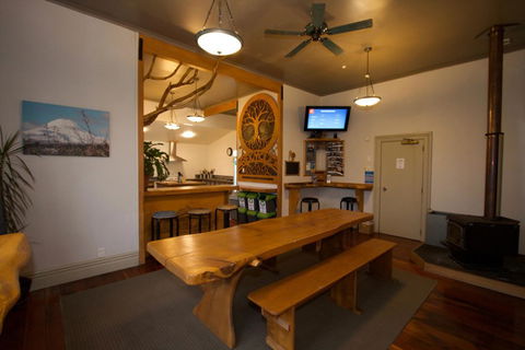 YHA Ohakune, Station Lodge - Accommodation New Zealand 2