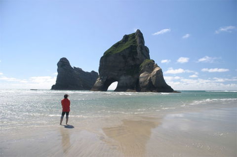 YHA Golden Bay, Annies Nirvana Lodge - Accommodation New Zealand 18