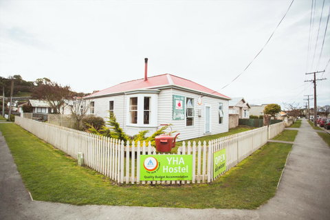 YHA Oamaru Red Kettle - Accommodation New Zealand 0