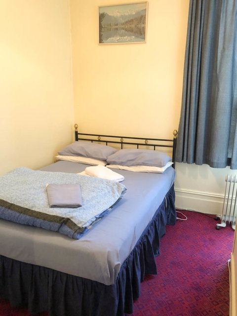 YHA Oamaru Red Kettle - Accommodation New Zealand 1