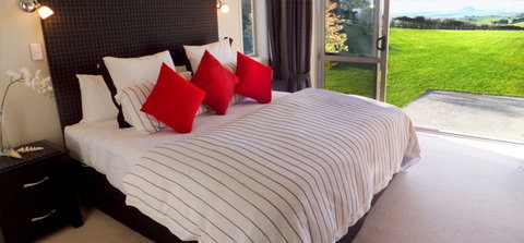 Tauranga Lodge - Accommodation New Zealand 1