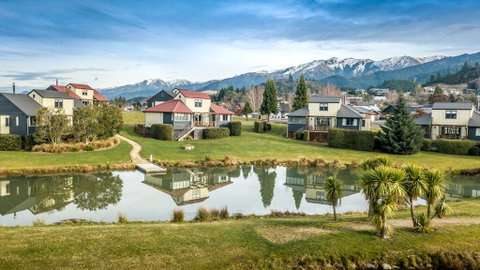 LAKE VILLA 461 - Accommodation New Zealand 1