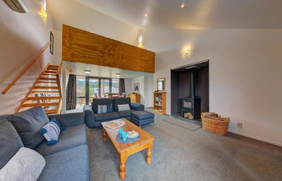 LAKE VILLA 467