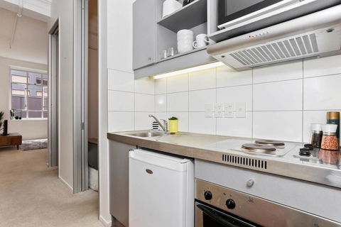 NEW Perfect City Central One Bedroom On Queen St - Accommodation New Zealand 1