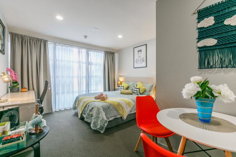 1 Bedroom Apt With 2 Bathrooms In CBD - Accommodation New Zealand 2