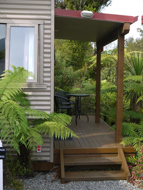 10 Cottages - Accommodation New Zealand 3