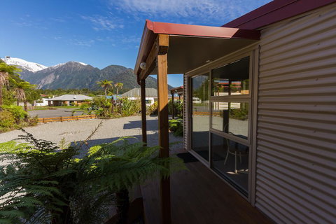 10 Cottages - Accommodation New Zealand 2