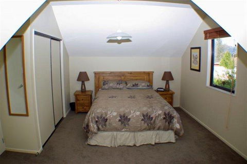 10 Forest View Close - Accommodation New Zealand 1