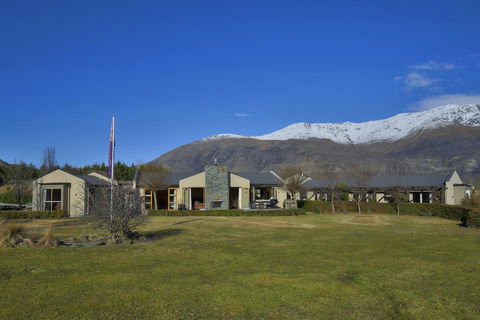 1220 Gibbston Lodge - Accommodation New Zealand 0