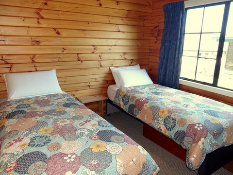 13 Caverhill Close - Accommodation New Zealand 1