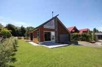 15 Hepburn Lane