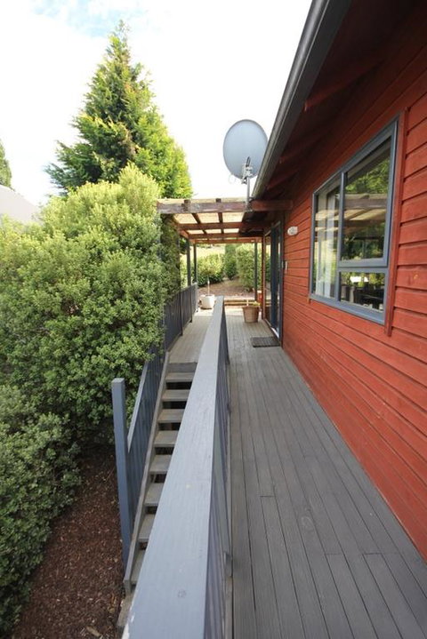 17 Chisholm Crescent - Accommodation New Zealand 3