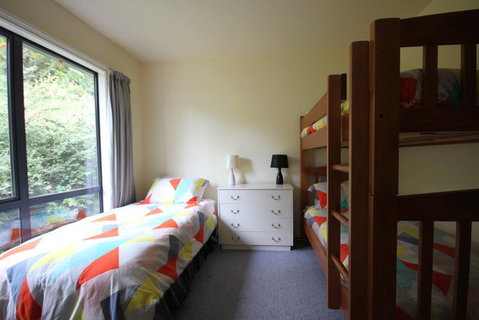 17 Chisholm Crescent - Accommodation New Zealand 1