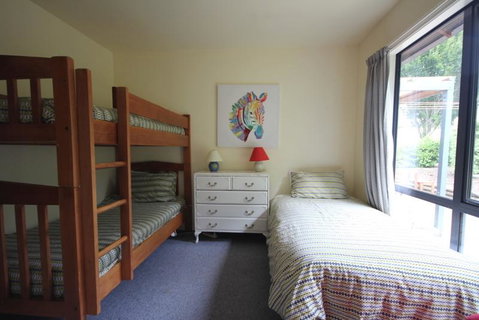 17 Chisholm Crescent - Accommodation New Zealand 2
