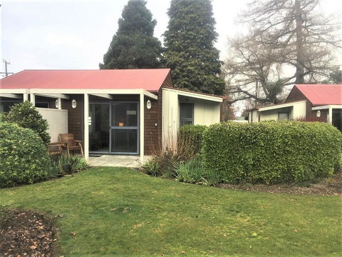 18 Jollies Pass Road - 347 Garden Studio - Accommodation New Zealand 0