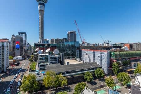 2 Bdrm Penthouse In The Ramada Building+ Carpark! - Accommodation New Zealand 2