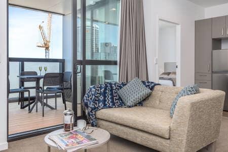 2 Bdrm Penthouse In The Ramada Building+ Carpark! - Accommodation New Zealand 0