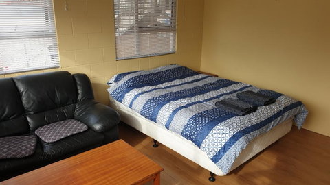 2 Bedroom Flat - Accommodation New Zealand 2