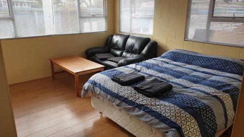 2 Bedroom Flat - Accommodation New Zealand 0
