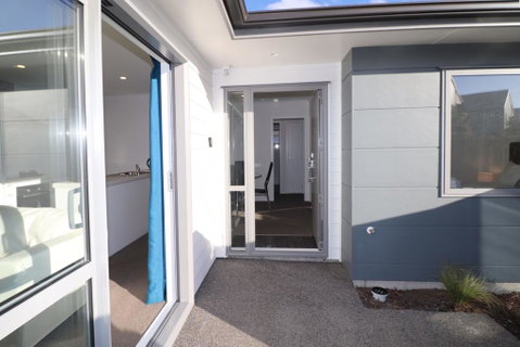 2 Brm Apartment 2 On Jones Crescent - Accommodation New Zealand 2