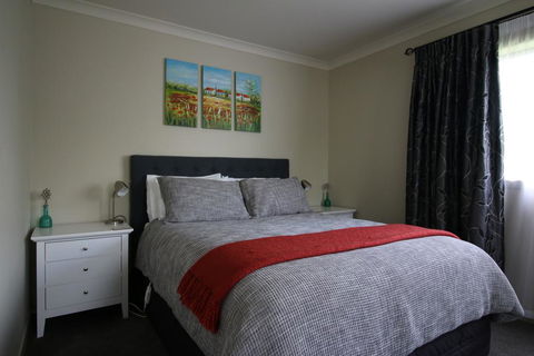 200 On Lake View - Accommodation New Zealand 3