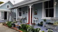 210 Hillsidecottage