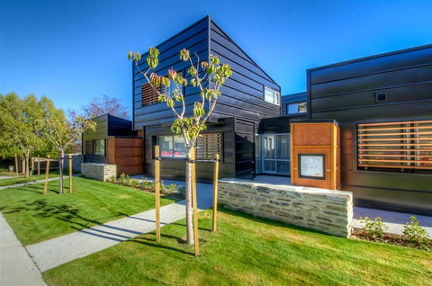 22 Hallenstein Apartments By Staysouth - Accommodation New Zealand 0
