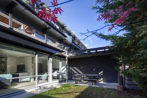 22 Hallenstein Apartments By Staysouth - Accommodation New Zealand 1