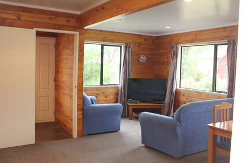 23 Caverhill Close - Accommodation New Zealand 2