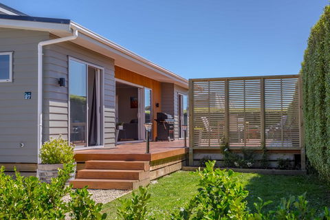 27 Tuscan - Accommodation New Zealand 0