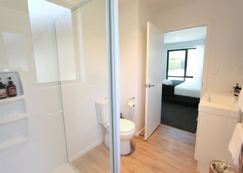 4 - Charming Space, Just A Stone Throw From Central Wanaka - Accommodation New Zealand 2