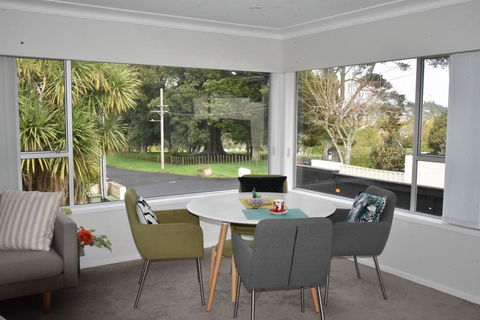 41 Haydn Ave Royal Oak Holiday Home - Accommodation New Zealand 3