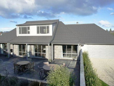 6 Grantham Drive - Accommodation New Zealand 0