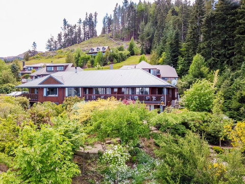 8 On Oregon - Accommodation New Zealand 1